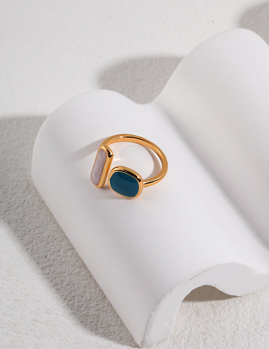 Minimalist style French ring